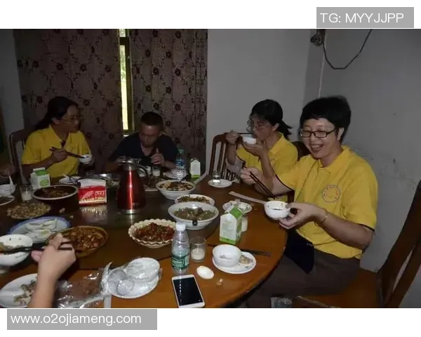 王强专访：从青涩少年到足球巨星的成长之路与心路历程回顾